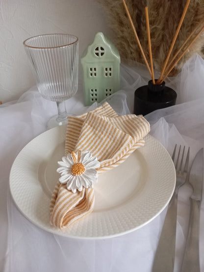 Marguerite de serviette (5 acheter la 6 éme offerte)